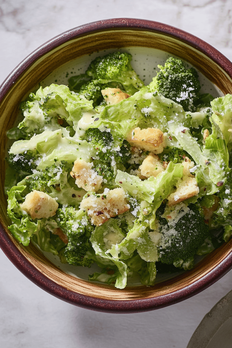 Una versión saludable y deliciosa que reinventa la clásica ensalada César.